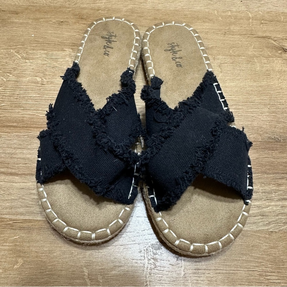 Style & Co Kelt Raw Edge Canvas Criss Cross Sandal Summer